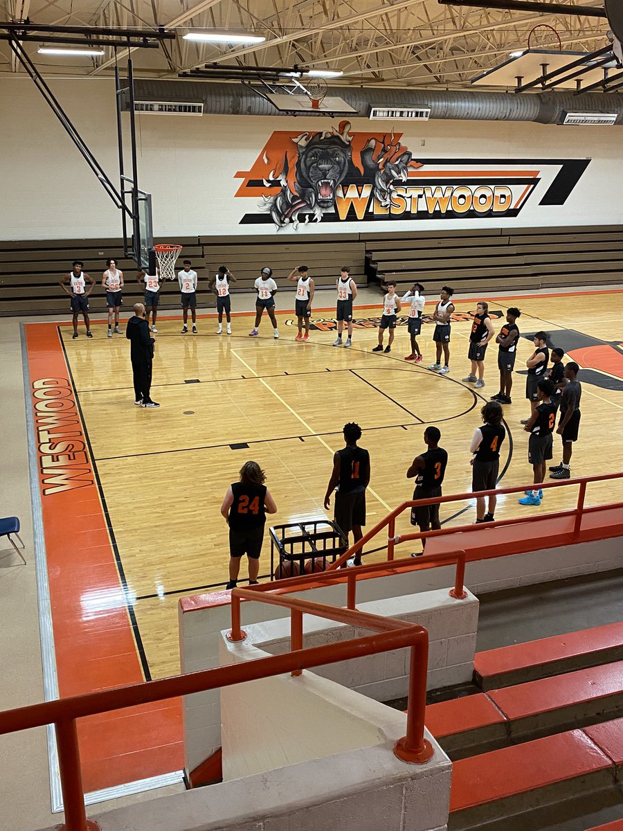 WWPantherHoops's tweet photo. First day in the books! We got better today, but we have a long way to go! #gROW https://t.co/TIXYz2Ghov