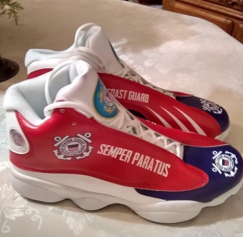 boldamericanpod's tweet photo. Coast Guard clown shoes 🔥🔥🔥 https://t.co/UTDgl7e568