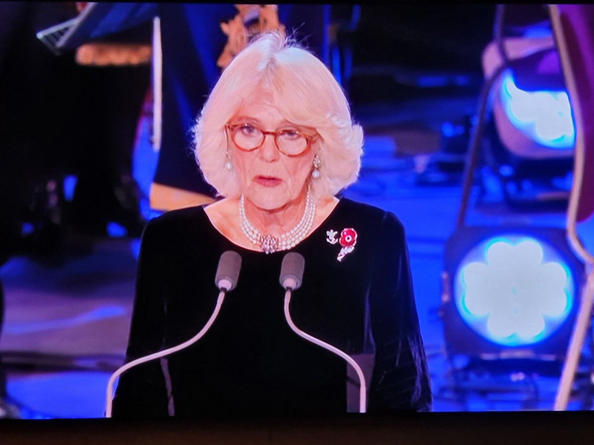 TY Duchess of Cornwall @ClarenceHouse for your lovely words in support of nurses & midwives & those who have lost their lives in the course of their military duties and those who lost their lives to Covid19 in the course of their work. #RemembranceDay2020