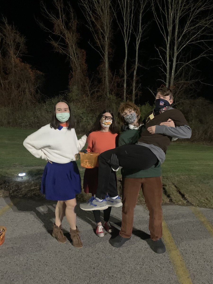 Shepherd Hill National Honor Society tweet media