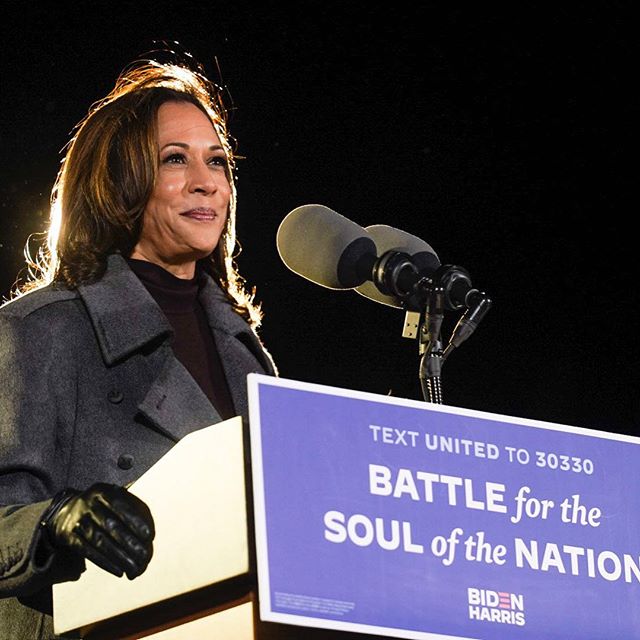 PROVOKRmedia's tweet photo. Exposure: Favorite Shares | Kamala! @KamalaHarris, to keep reading click the link below.
https://t.co/e5hCb2YHvu
#KamalaHarris #KamalaHarrisVP #Exposure #FavoriteShares https://t.co/zaTpU41t1F