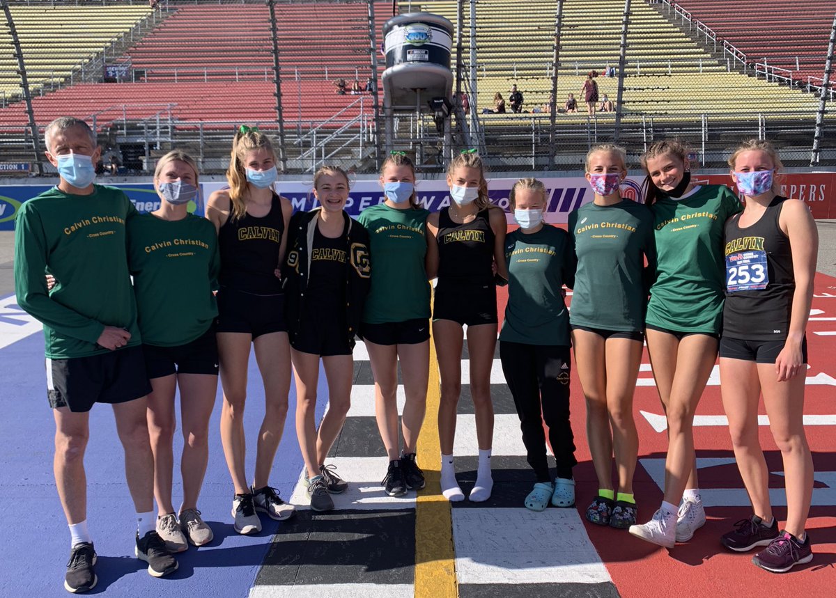 SquiresTFandXC's tweet photo. Girls finish 3rd at MHSAA D3 State Finals. Kortman 17th and Krombeen 25th earn All State! Thank you seniors Hoekstra, Witvliet x2, Kortman and Kroeze for 4 fantastic years. This group finished 3rd, 2nd, 3rd and 3rd at state!  What a run! @calvinathletics https://t.co/cMbVsU2Oc5