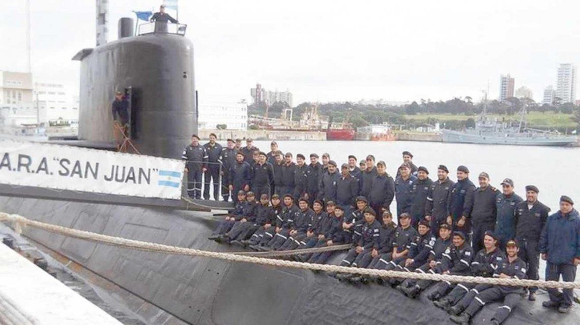 C5N's tweet photo. Denuncian que el gobierno de Mauricio Macri conocía la ubicación del ARA San Juan días 20 0después de su desaparición  
https://t.co/2NNmLD81TS https://t.co/cpnILUXdLb