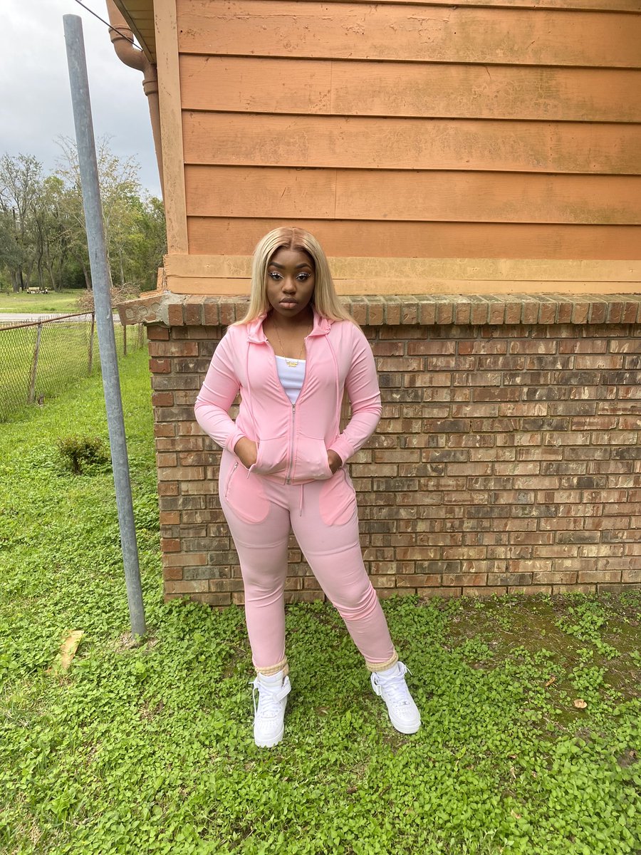 KeriTheDon's tweet photo. Have you guys checked out my website yet ? 💋
https://t.co/dVQxP18nVe
.
.
.
.
.
.
.
.
.
.
.
.
.
If not ?
#KarryOn https://t.co/WlRTlkQeRb