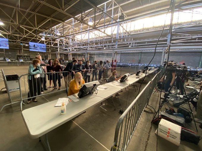 ChrisSm67311592's tweet photo. @realDonaldTrump So here's a picture of your observers in the ballot counting room in PA.

I'm confused if no one was allowed in the room how come there in the picture? https://t.co/bKBq0n6IYJ