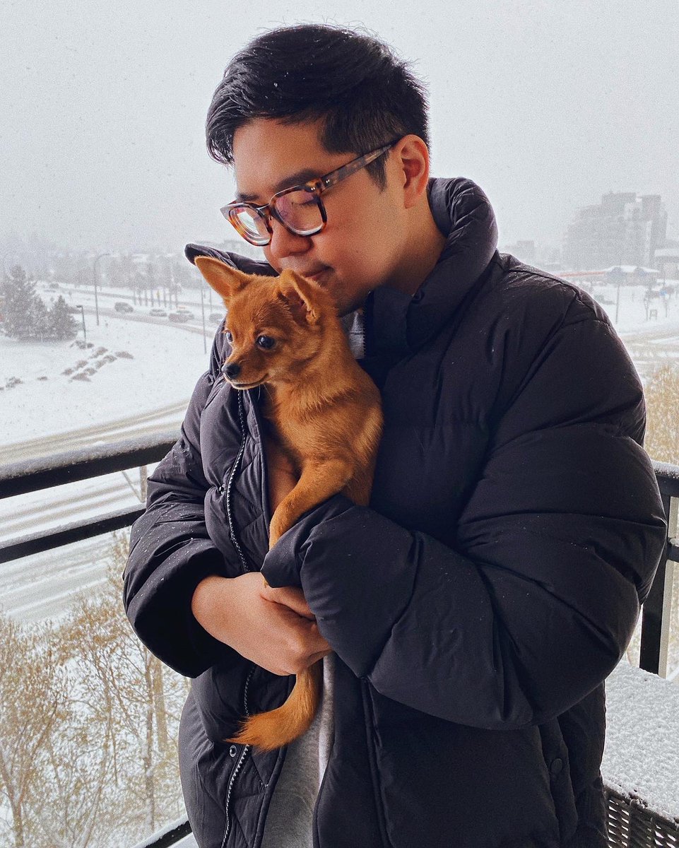 antonatienza's tweet photo. snow day ❄️ bundled up with butters in the #mrsuperpuff 🖤
@aritzia #aritzia #tnabyaritzia #thesuperpuff https://t.co/6tb4mxua2n