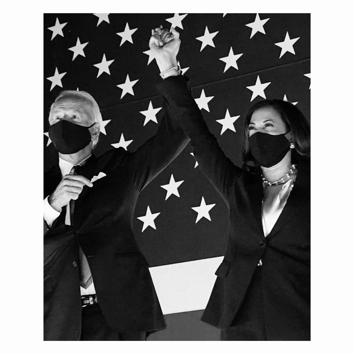 stylebydona's tweet photo. Congratulations to @JoeBiden and to the FIRST FEMALE and First BLACK WOMAN to ever become VICE PRESIDENT @KamalaHarris IN 244 YEARS!!! Today is a GREAT DAY FOR ALL🇺🇸 
#joebiden #kamalaharris #bidenharris2020 #president #vicepresident #wedidit https://t.co/ochvqP1TKv