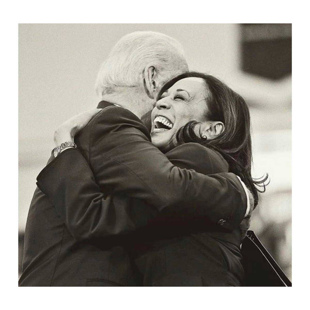 stylebydona's tweet photo. Congratulations to @JoeBiden and to the FIRST FEMALE and First BLACK WOMAN to ever become VICE PRESIDENT @KamalaHarris IN 244 YEARS!!! Today is a GREAT DAY FOR ALL🇺🇸 
#joebiden #kamalaharris #bidenharris2020 #president #vicepresident #wedidit https://t.co/ochvqP1TKv