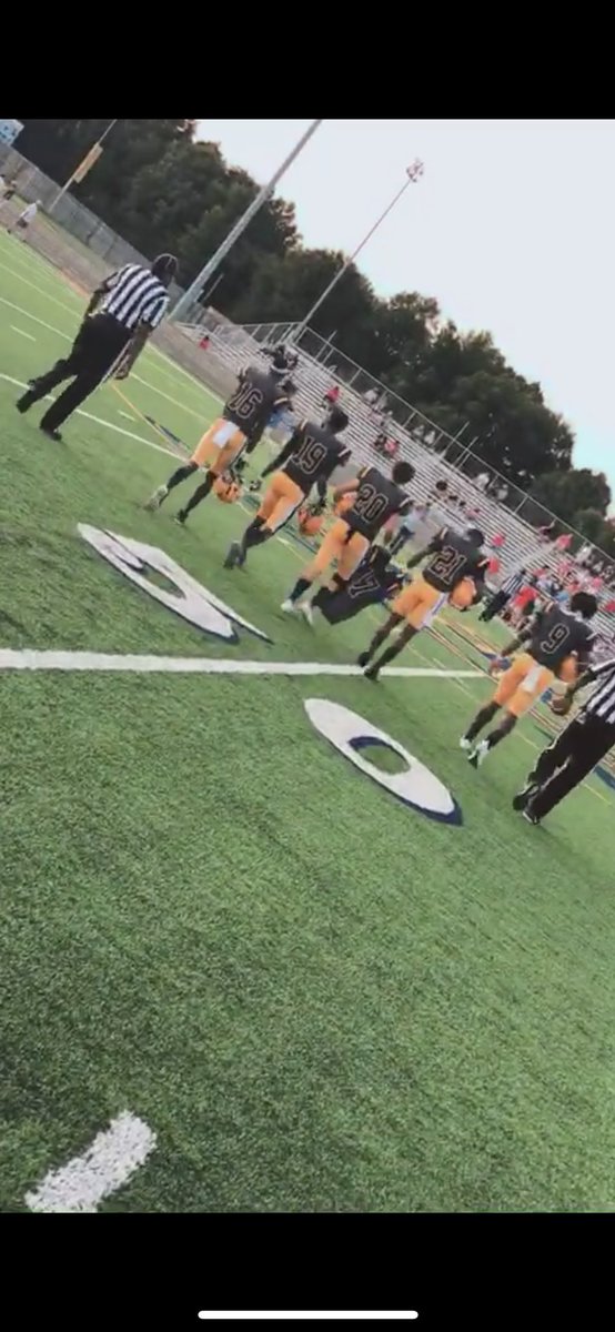 jdelliott_'s tweet photo. Thankful for Olive Branch High and the opportunity to represent on the field for four years. Love these group of seniors with everything in me. #20out #LLQ #LL47 https://t.co/uKXyD6vsso