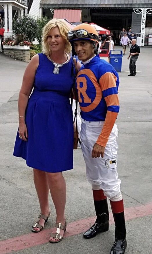 WeSupportHR's tweet photo. @ljlmvel will always stop for a photo with a fan. Let’s flood @WeSupportHR with Johnny V photos and honor him in his first @BreedersCup win. Use #BreedersCup2020 #BreedersCup #WeSupportHorseRacing #horseracibg https://t.co/2daD0pmGC2