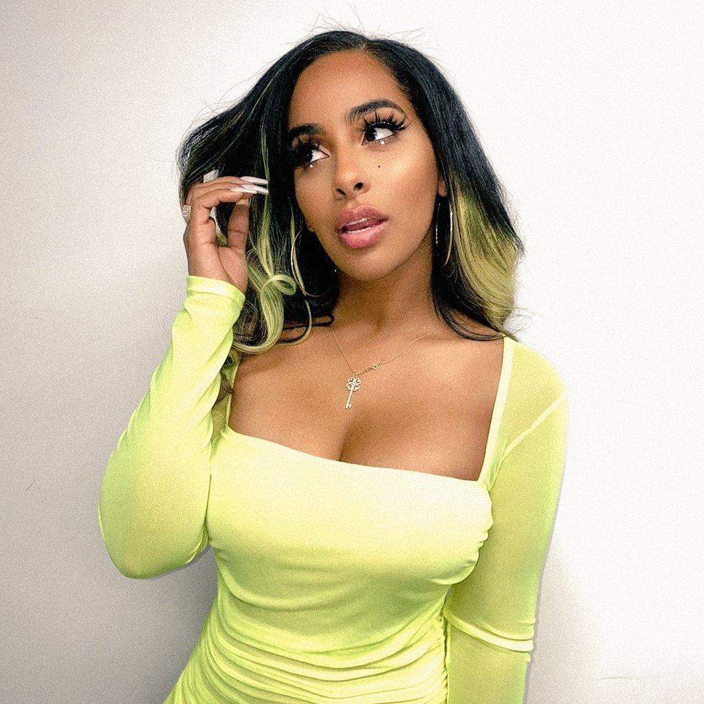 Damn I'm a glamazon, honey 
#BabyImASavageSaturday