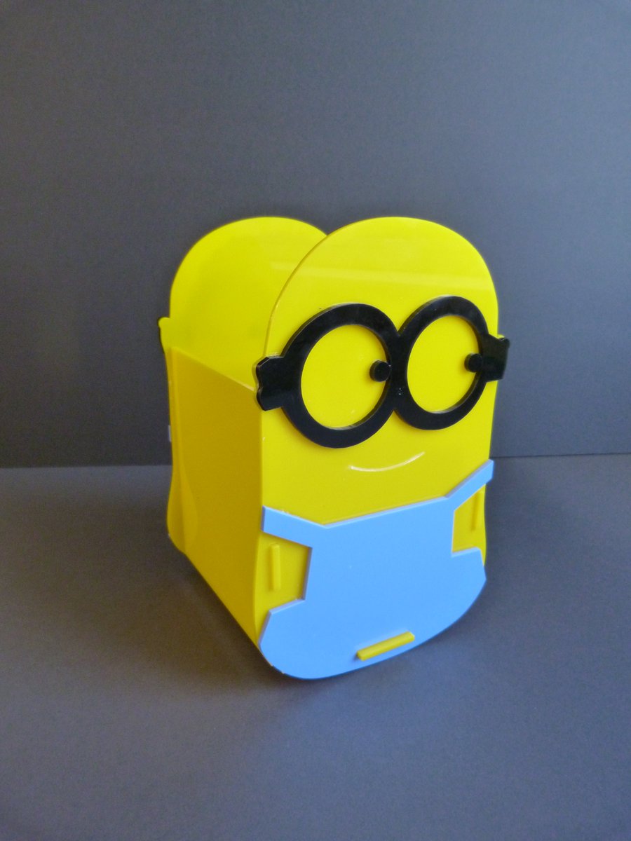 StGabrielsNews's tweet image. Y6 have designed and created a desk tidy in their DT rotation. They used CAD, the laser cutter and hand tools to produce some fabulous results. 
View the full gallery on
stgabriels.co.uk/juniorschoolga…
One of the many benefits of #smallclasssizes for #designtechnology