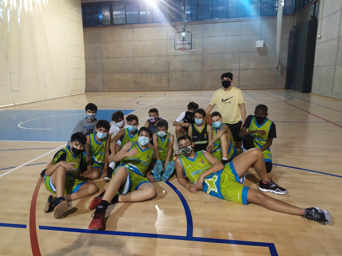 CB_AstroBasket's tweet photo. Nuestros chicos del equipo infantil federado https://t.co/TD0FHQXlwO