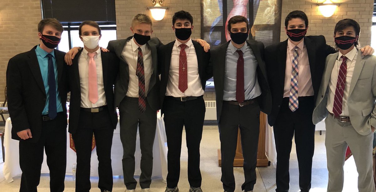 CDooros21's tweet photo. Thanks to these young men for their leadership and all the retreatants for making Kairos 103 a truly special experience! #Blessed https://t.co/1EXvOvLgo6