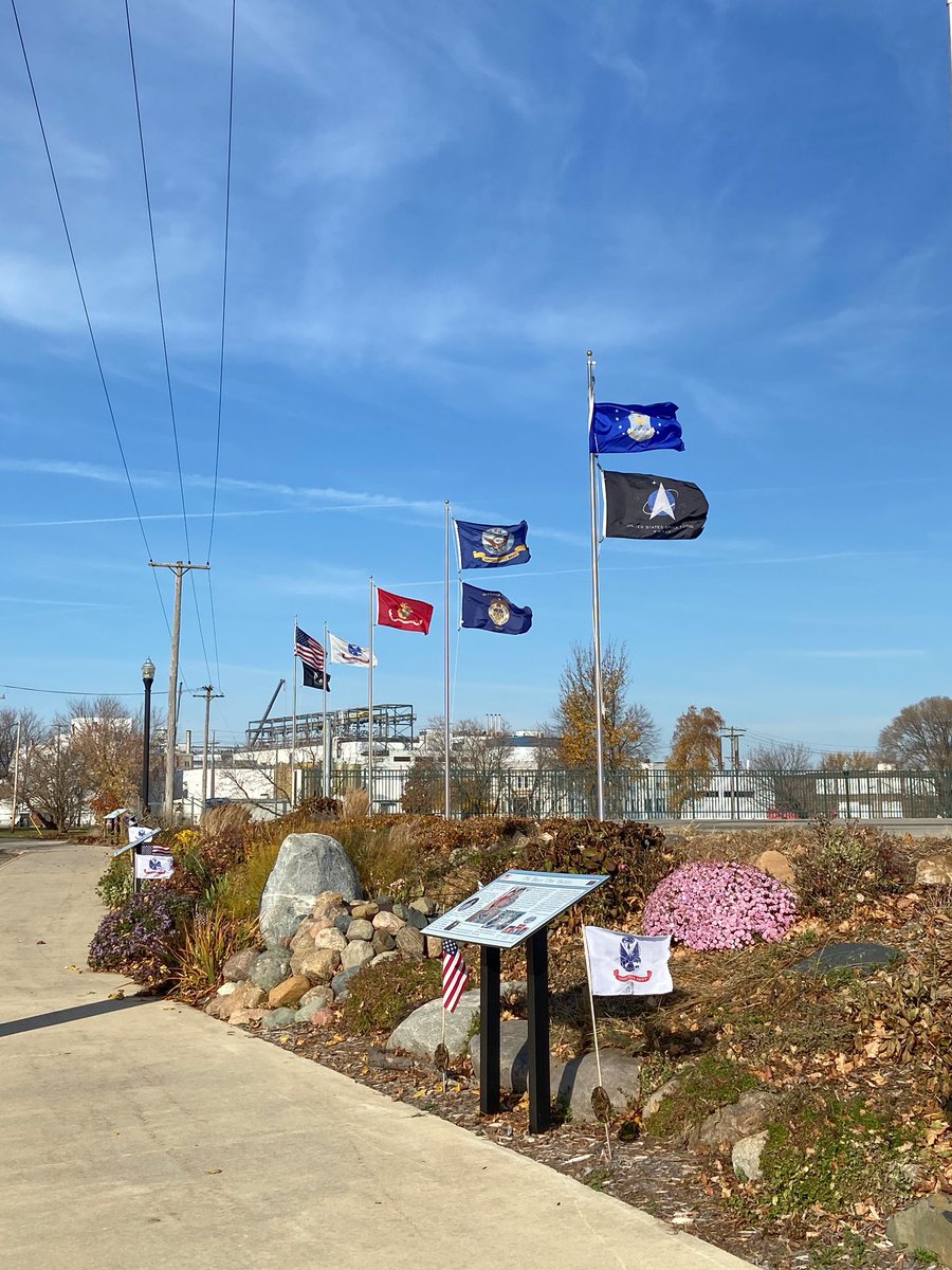 LisaCallender's tweet image. It was a beautiful day in @HarborBeachCity for the Flag dedication ceremony at Veterans Memorial Garden by HB American Legion, honoring those who have served in the US armed forces. Thank you Mike Mermuys for your service and for representing @corteva ! 🇺🇸