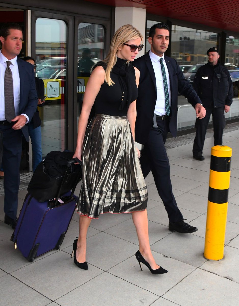 A pornography thread of Trump cabinet members with their luggage. 11) Ivanka Trump