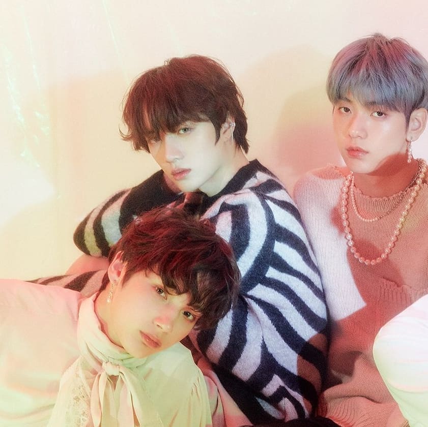 BeomGyuCL's tweet photo. [IMAGEN ☆ 20.11.06]

Beomgyu para Weverse Magazine 

#BEOMGYU #범규 #BlueHour_AR #TXT_BlueHour #minisode1 #BlueHour #투모로우바이투게더 

Cr. Weverse 
[Beomgyu Chile 🌪] https://t.co/3GDE8V3lUL