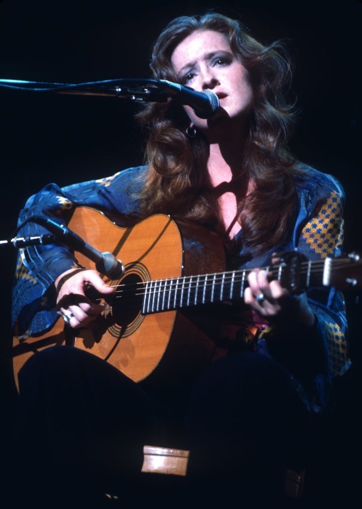 Happy Birthday to, Bonnie Raitt who turns 71 years young today 