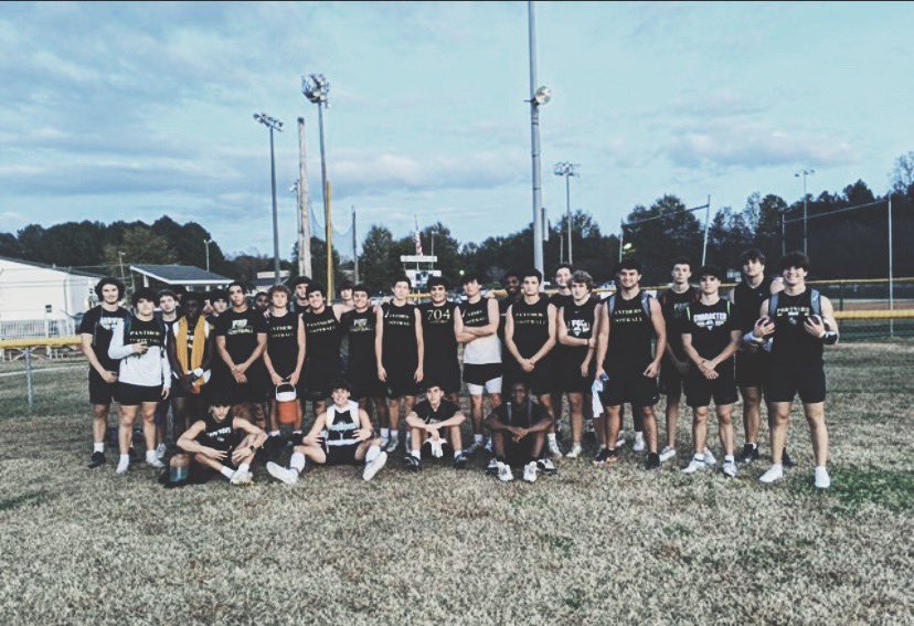 Rbloomingburg7's tweet photo. FÀMILY🖤@Coachward1 @Prov_Football https://t.co/Tz7A4xLr7W