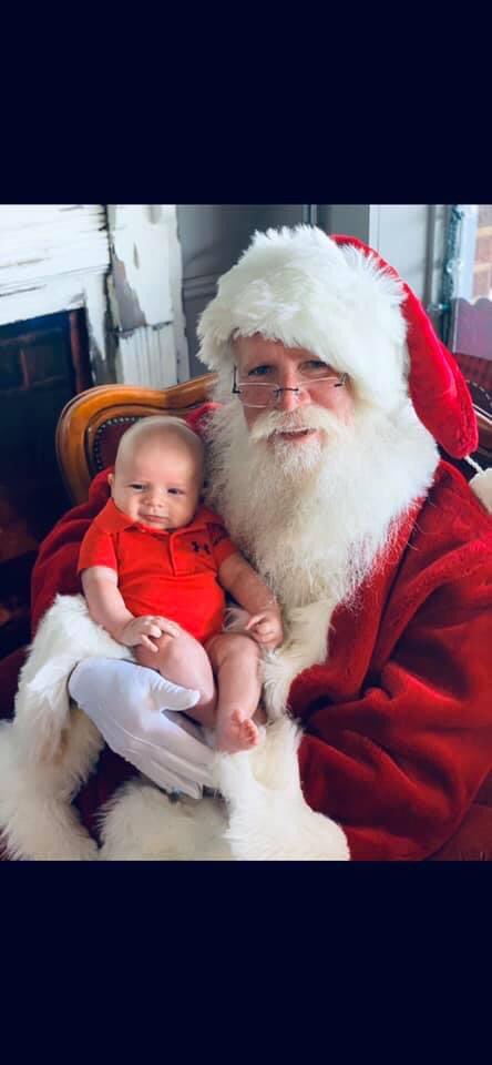 Someone got to see Santa ❤️❤️❤️