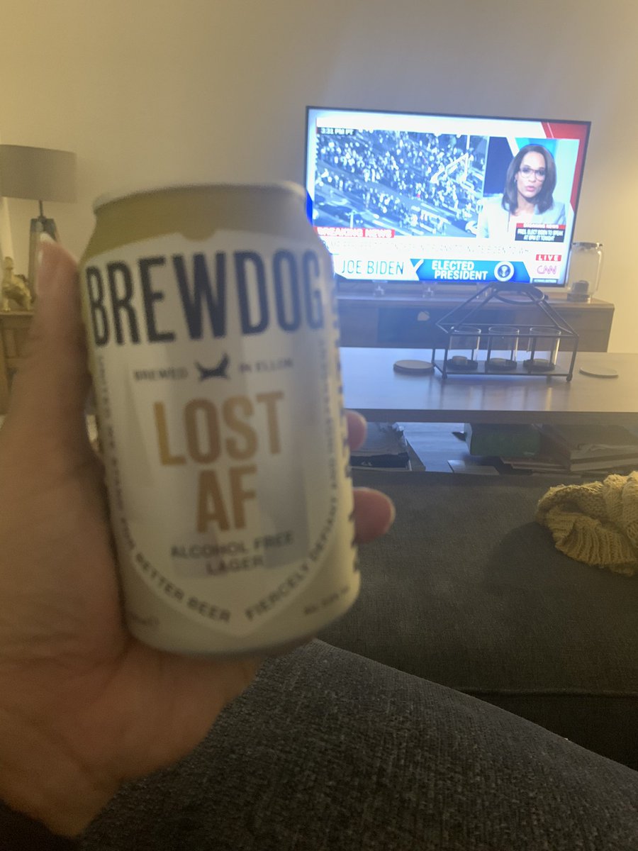 sabb19791's tweet photo. I’m off booze for a while! This non alcoholic beer felt apt. This one is for you, Donald 😘 #LostAF 😂 https://t.co/NSJzKEy5Nx