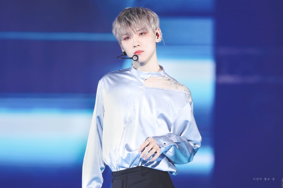 ☆•`The ethereal beauty of Jeon Woong, a fascinating thread`•☆ #AB6IX  #WOONG  #JEONWOONG  #전웅  #에이비식스