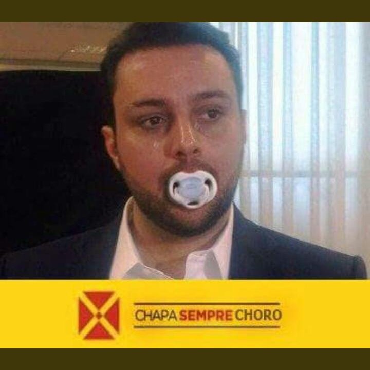 BertiniCrvg's tweet photo. Fora aos #GolpistasAmarelos https://t.co/eFXHQButLs