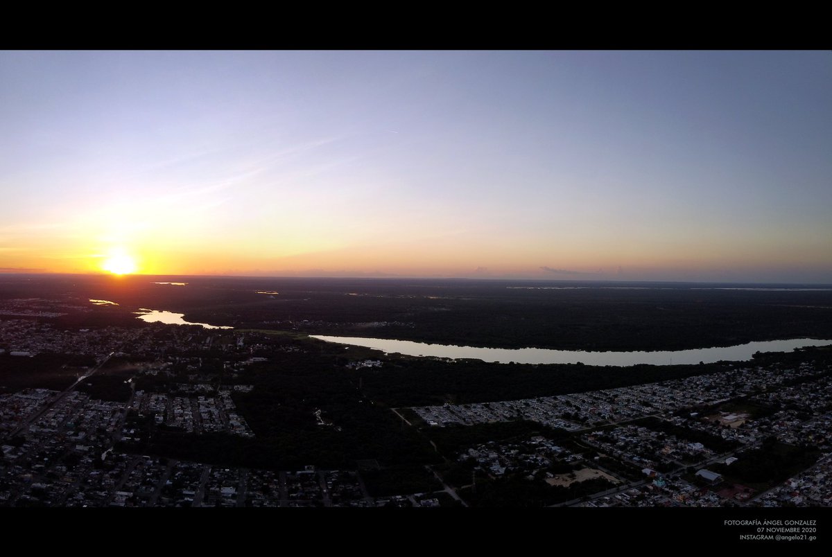 SoyGelo21's tweet photo. Después de una semana de tormenta, hoy sí hubo atardecer con sol.
•
•
•
#angelo21go #DJI #DJIMexico #Atardecer #Chetumal #QuintanaRoo #Mexico #Nature #QuedateEnCasa #StayHome #ILovePhotography https://t.co/HaNtbJSb5G