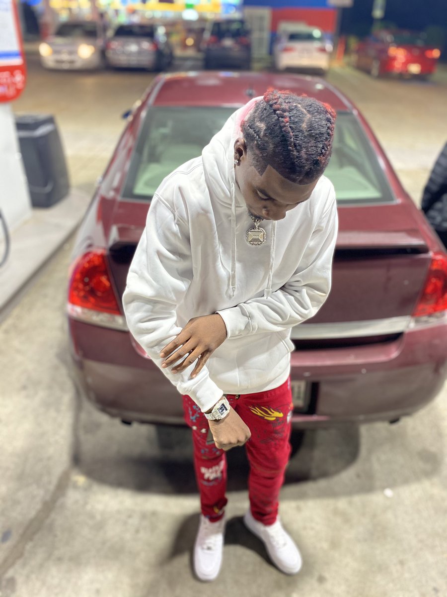 hypeman_ktrill's tweet photo. Ice Pic๐ AP Thats My Right Wrist๐ฅถ๐ฅ
#WG4L
#BoogieBash https://t.co/tYhqG1BQwo