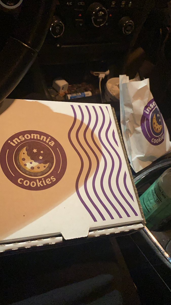 _1Khalil_'s tweet photo. 🤤 https://t.co/5gSppW9bY3