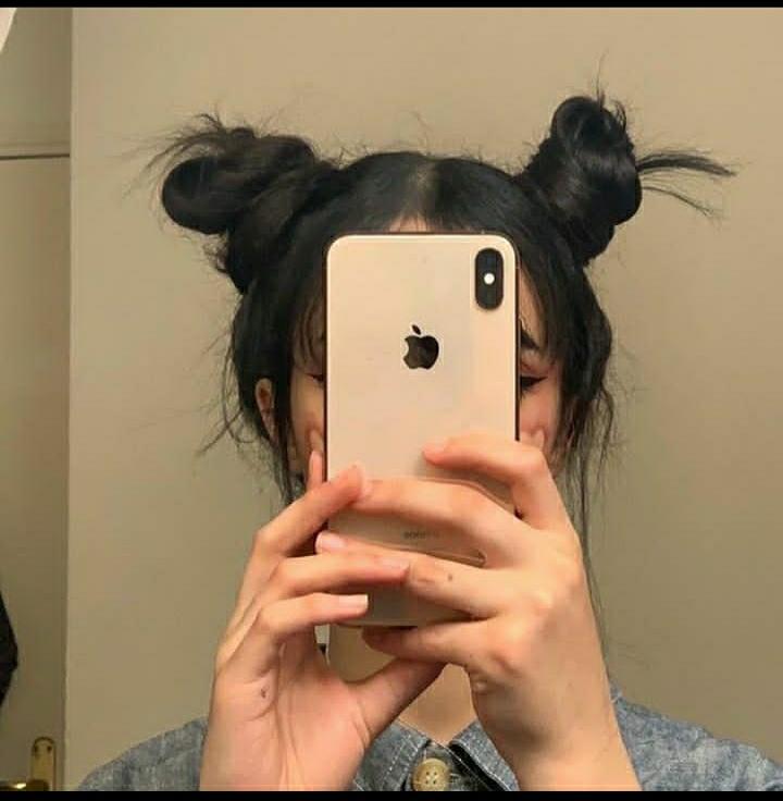 - بـه ِ، ؤالنّـاس ، لِـ ، تحبـنَـي ، شِنَ ، غغيـرههَا ؟ …🪐"