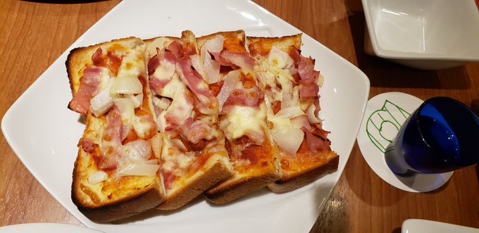 ๆจๆฅใไธ่ถณๆฉใ(ใฏใฉใณใฎ)ๅฟๅนดไผใ ใฃใใใงใใใฉใๆผๅธซใใผในใๅบใฆใใ๐ฅณ