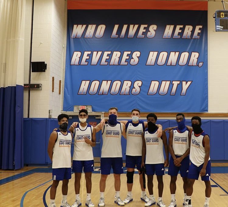 Another come from behind victory for CGA White to even the series at 2-2. #d3hoops #cgabears