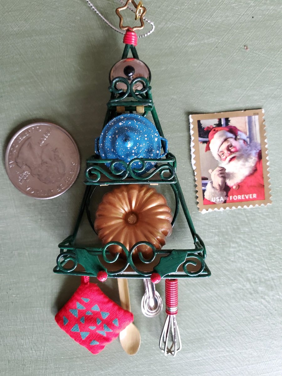 Jennlynneworks's tweet photo. This one is so cute, too. A tiny bundt pan, measuring spoons and a couple of pot lids. So cute! https://t.co/B044w9BART