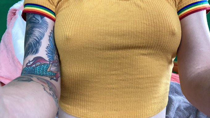 Something new I&rsquo;m not sure how I feel about it- I know https://t.co/y5NYYrS2ex cum support me on my free