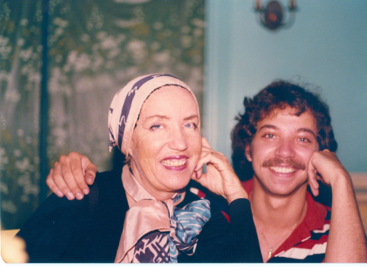 MYGREYGARDENS's tweet photo. @BettyBuckley @broadwaycom @BroadwayWorld #ediebeale @JeffreyLuscombe HAPPY 103RD BIRTHDAY to the late, great Edie Beale. I'm sure she's looking down from somewhere celebrating the fact that @JoeBiden is declared the winner on her B'day ! This is Robb & Edie at Grey Gardens ! https://t.co/EMlAvvsUC0