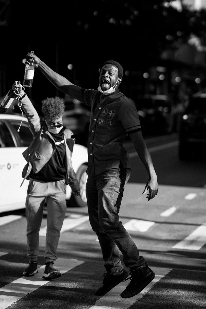 NYMag's tweet photo. "I haven’t felt this level of love and togetherness in a long time": Photographer @stevesweatpants captured images of New York City’s joy following Joe Biden’s win https://t.co/n2oSTondFf https://t.co/Zi1GxPqqeh