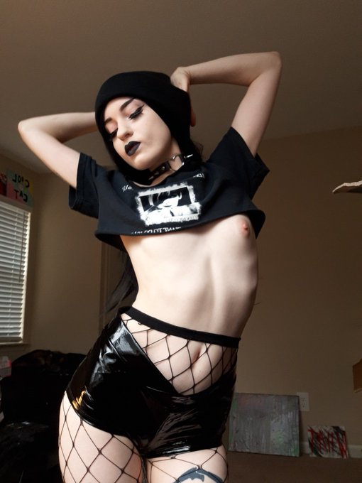 3 pic. You already know
 #bootyforbiden #bootyforb8den
#onlyfans #femboy #ftm https://t.co/uh6kwWfgf