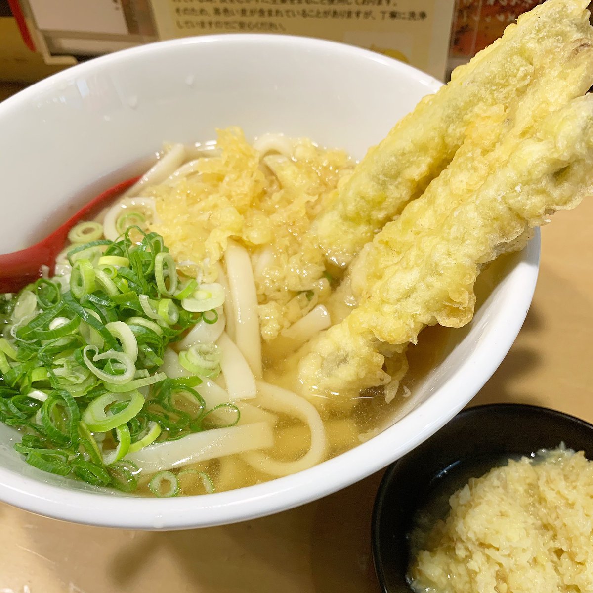 福岡ラーメンなう 公式 肉肉うどん でこちらの スープにするのは珍しいのでは ごぼう天うどん 中洲グルメ 中洲 中洲川端 中洲川端グルメ 中洲ランチ 福岡 うどん 福岡ランチ 博多ランチ 博多駅 ラーメン Ramen ランチ Lunch 福岡