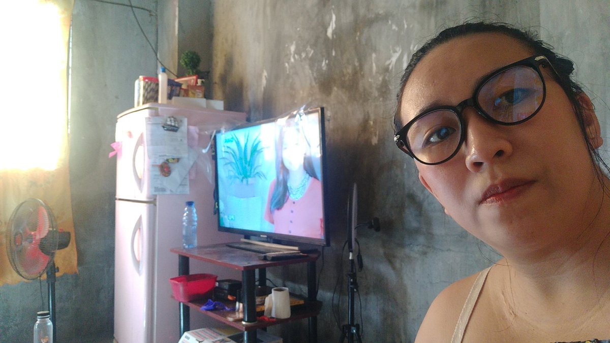 PillowMaryjane's tweet photo. #WeLoveAOS 
wala na bang pag ibig ? https://t.co/yam81NSSeM
