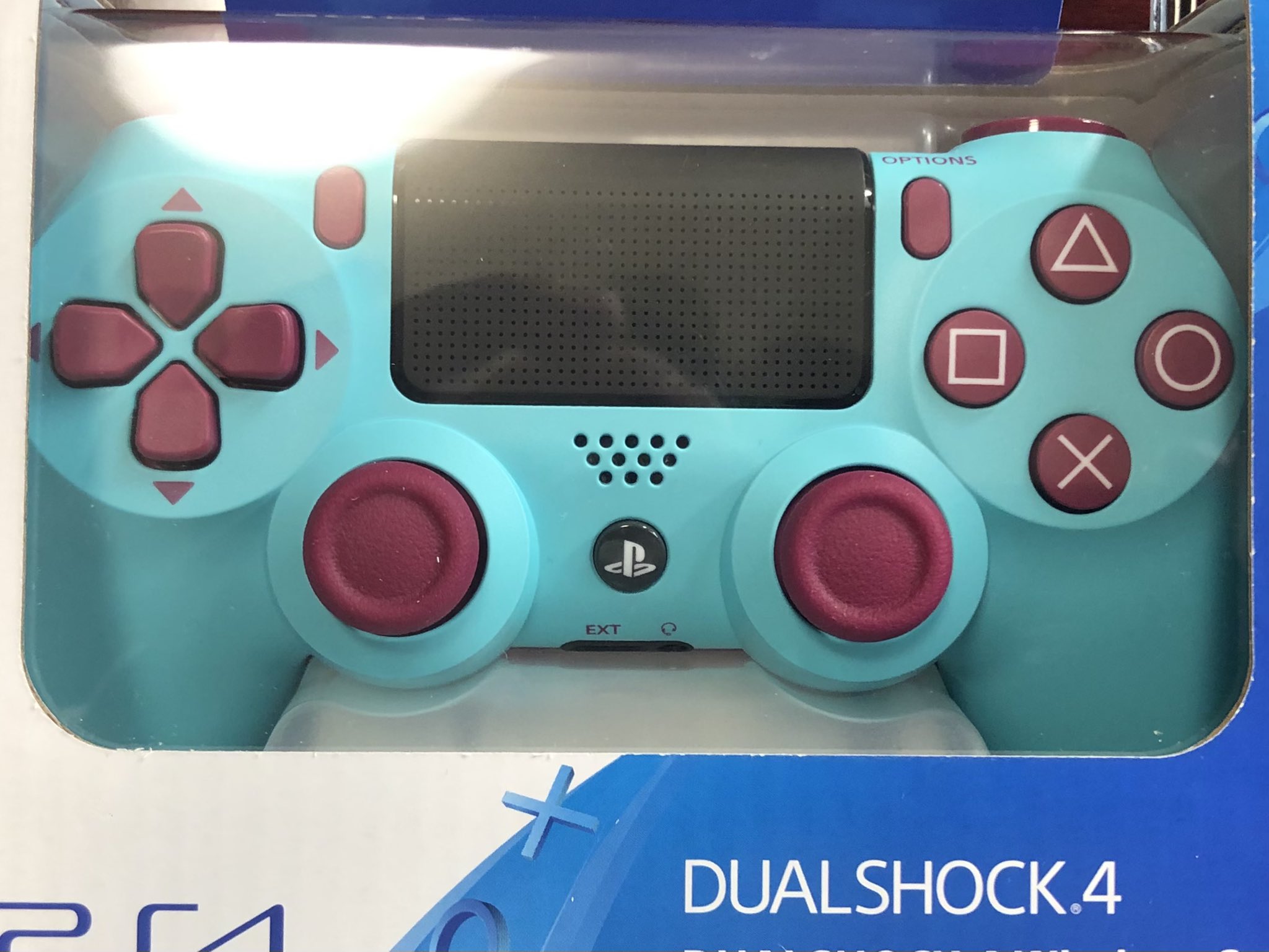 Isoppu これが最後になるだろうps4の純コンを購入 Ps4純正コントローラー T Co Pbccxs7c5z Twitter