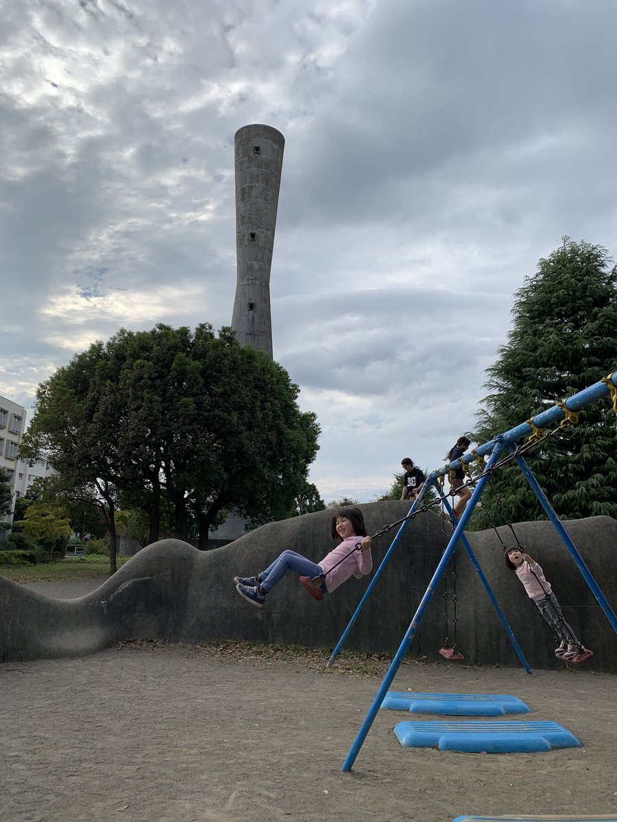 公団ウォーカー てるる 多摩川住宅ホ号棟の建て替えが決まったと子供達に言ったら泣いちゃったので 今日は遊びに連れて行くことにしました W 団地