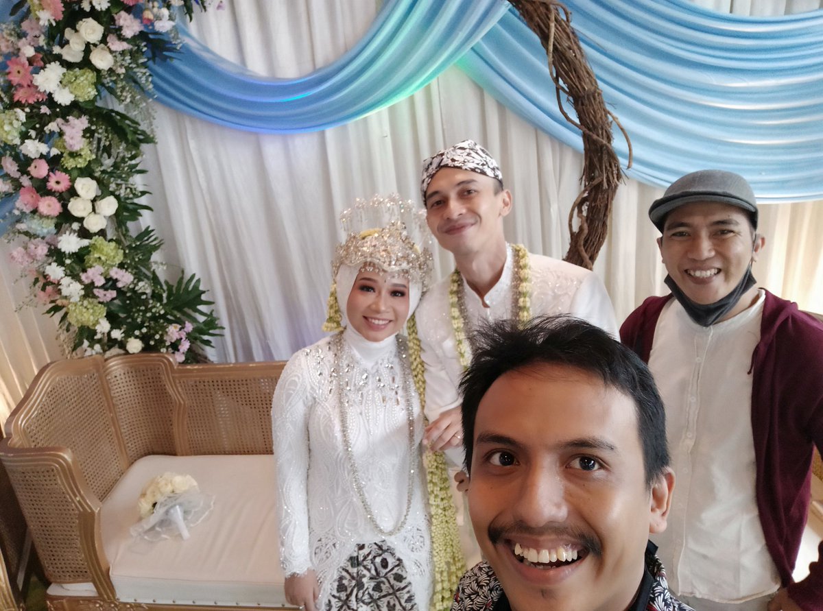 HBD <a href="/musthari/">Le</a> siapkan minyak lentah hideung papua