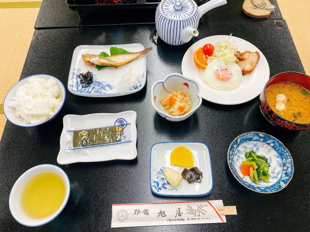 Brax3 小豆島 の 旭屋旅館 の朝ごはん シンプルだけどチルドのものが無くて手作り ご飯のおかわりは半分にしておいた 東京レビュー 旅館の朝食 T Co Mdcorgkyz7 Twitter