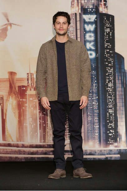 D0BS1NK's tweet photo. su pose favorita es: uy kieto
STAN DYLAN O'BRIEN https://t.co/oXAJArQ0Jc