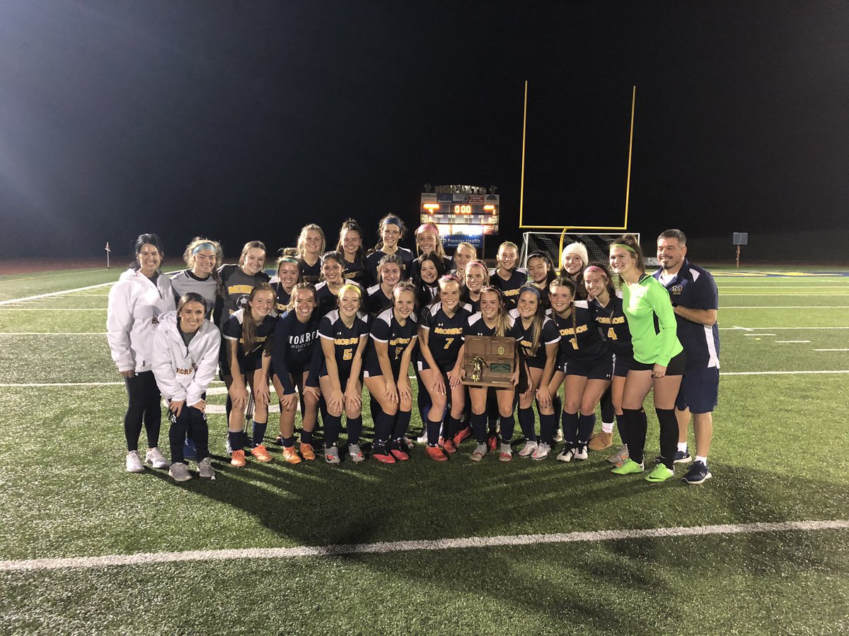HornetsInGame's tweet photo. Your 2020 OHSAA Girls ⚽️ Regional Champions!! 🥇 Congratulations @mhs_ladysoccer! They’ll face Granville on Tuesday 11/10 at 7pm at Xenia. @MHornets1 @SWBLSPORTS @MonroeOHSuper @MonroeLSD https://t.co/15FaGQ8awg