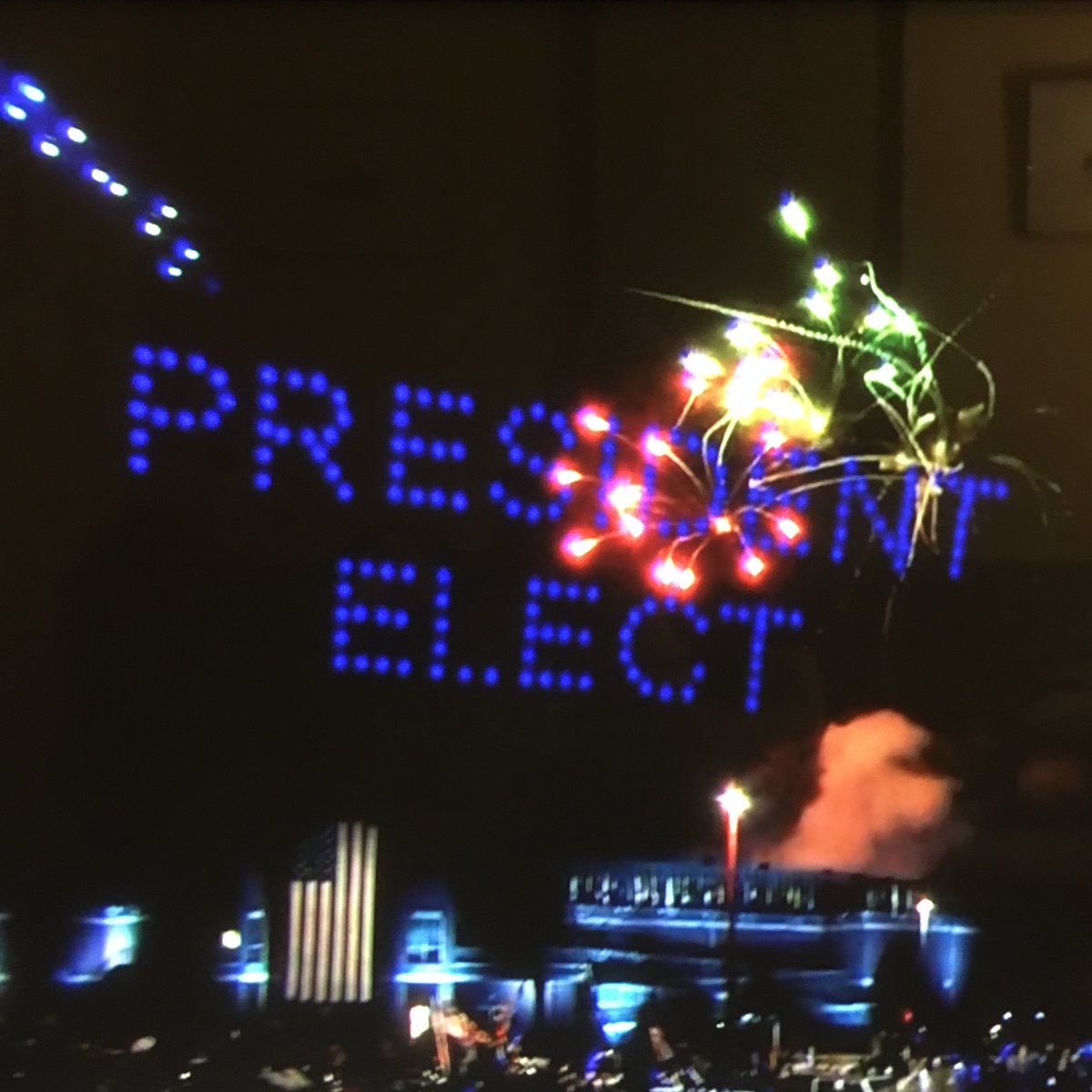 DroneDJ's tweet photo. Great to see the #drones blended with fireworks tonight, at celebrations for President-elect Joe Biden. https://t.co/lEEyUZpZzw