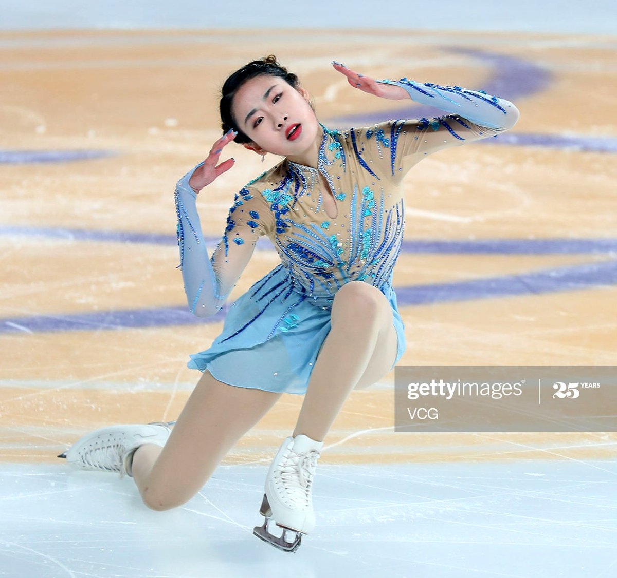goldenskate's tweet photo. 🇨🇳 #ChenHongyi #陈虹伊 not completely satisfied at #COC -- 📰 https://t.co/cnejitwGdJ
"I regret that I did not go for the triple-triple in my second jumping pass and I missed one Axel. I felt a little tired."
#CoC20 #FigureSkating https://t.co/7mPaMGT8fq