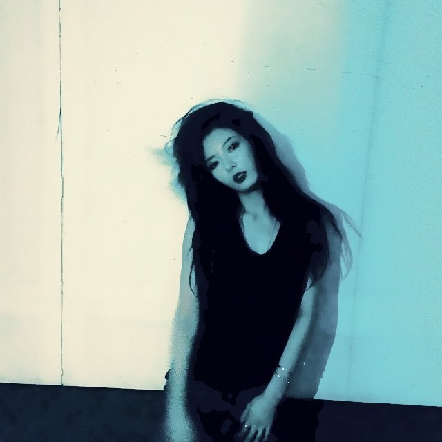 bunnyh_yy's tweet photo. 𓄹 [ 𝕭 ໋⳽ ˬ📮« @ (𝓵.)𝕖𝕥𝕤 ٠ ♪ - p!֊音𝒂𝒚 ゛11.O7 ՚՚ .!_𝗶𝘀𝘁 ➫ #MOOBIUSPlusPlus !
⠀ ⠀
Ya tocaba venir a identificarme como miembro del #TeamPerfectLove y aunque también soy #TeamPlusPlus, Perfect Love is that bitch y la amo. ¡Denle apoyo y hagan stream a Moobius! https://t.co/HJ3BUD5yPL