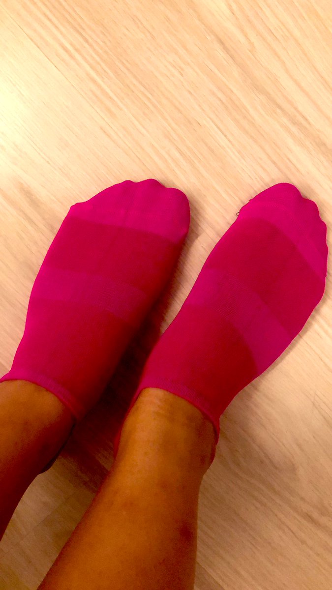 Yok mu kraliçesine masaj yapacak bir köle ? ! #sahibediyarbakır #diyarbakırsahibe #köle #köpek #fetişh #sahibehemera